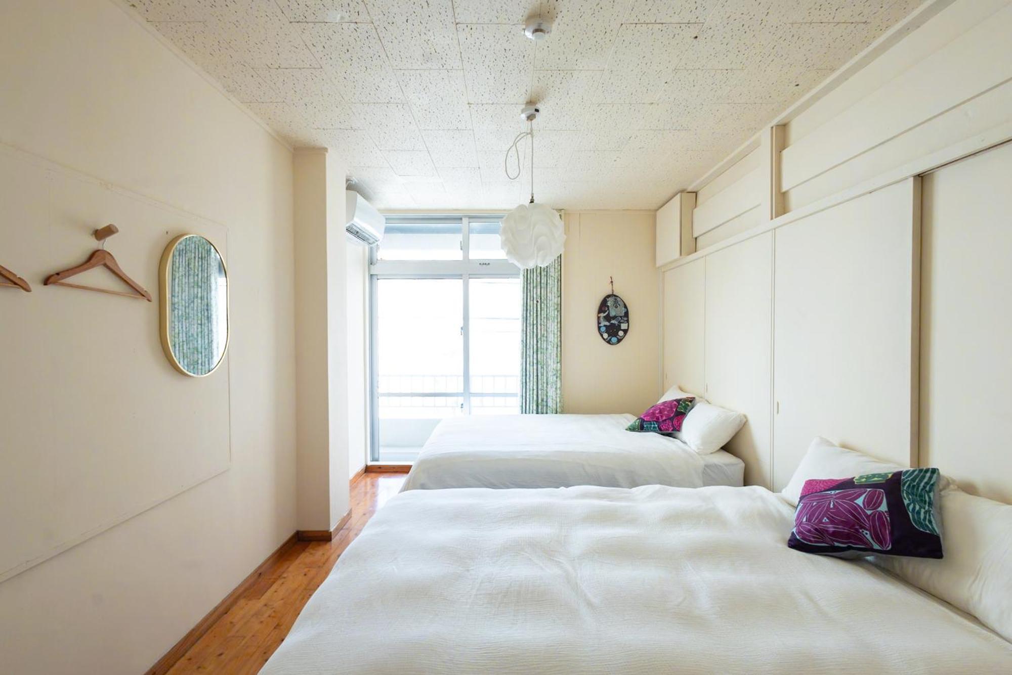 Pineapple Hotel Naha Bagian luar foto